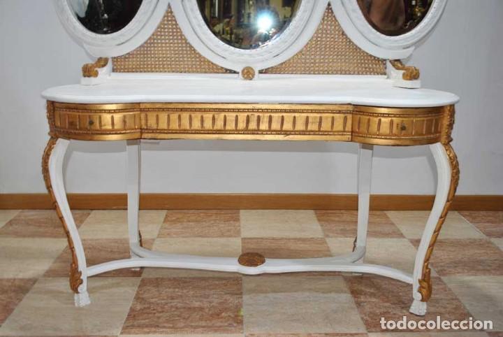 Antig&uuml;edades: MUEBLE TOCADOR DE MADERA BLANCO Y DORADO - Foto 8