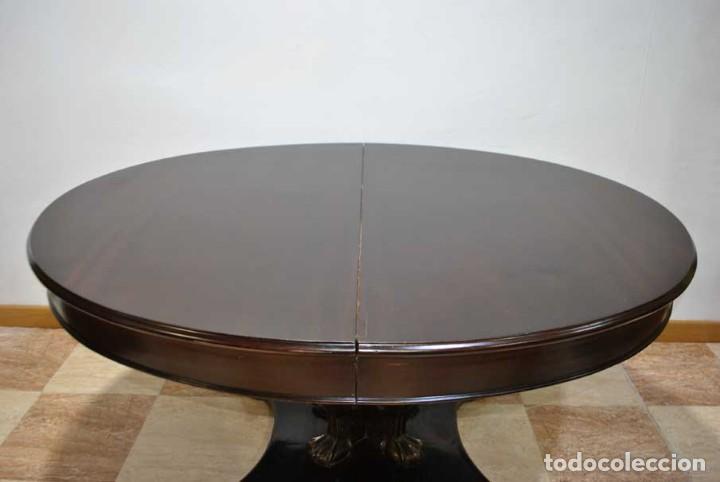 Antig&uuml;edades: ANTIGUA MESA TALLADA EN MADERA DE CAOBA - Foto 3
