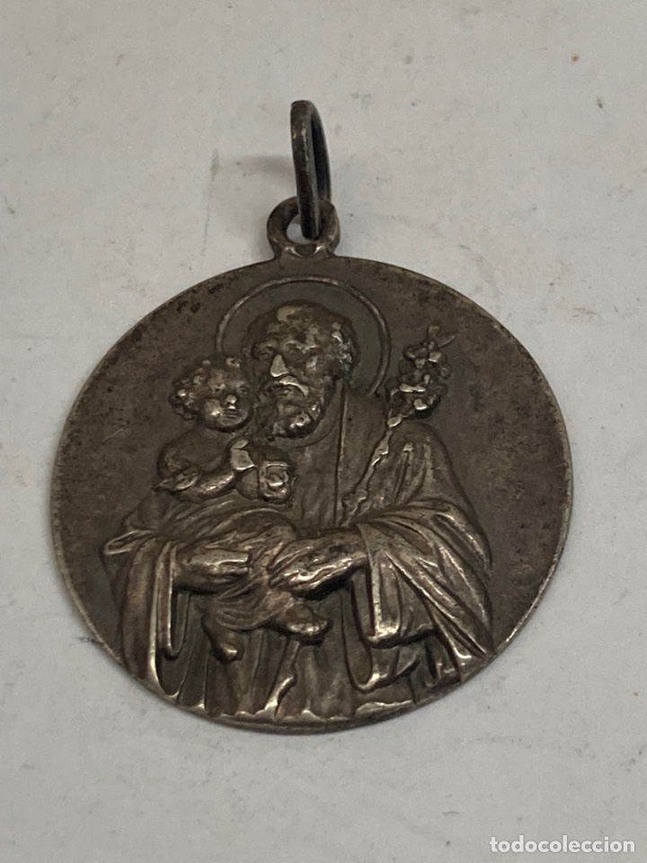 Antig&uuml;edades: Medalla de plata religiosa - Foto 1