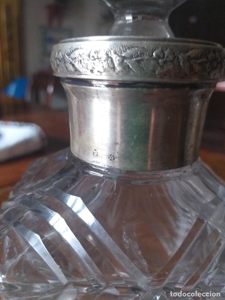Antig&uuml;edades: Licorera y cubitera con detalles en plata de ley - Foto 3