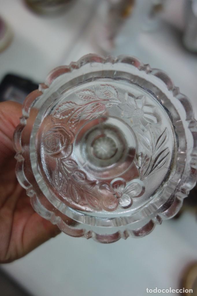 Antig&uuml;edades: COPA DE CRISTAL PRENSADO PARA HELADO - Foto 5