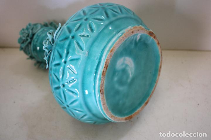 Antig&uuml;edades: jarron azul de manises - Foto 2