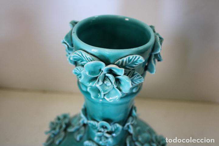 Antig&uuml;edades: jarron azul de manises - Foto 3