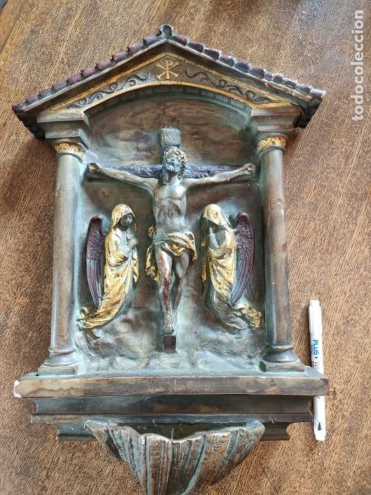 Antig&uuml;edades: Benditera Pujol Castill&oacute;n. Estuco - Foto 1
