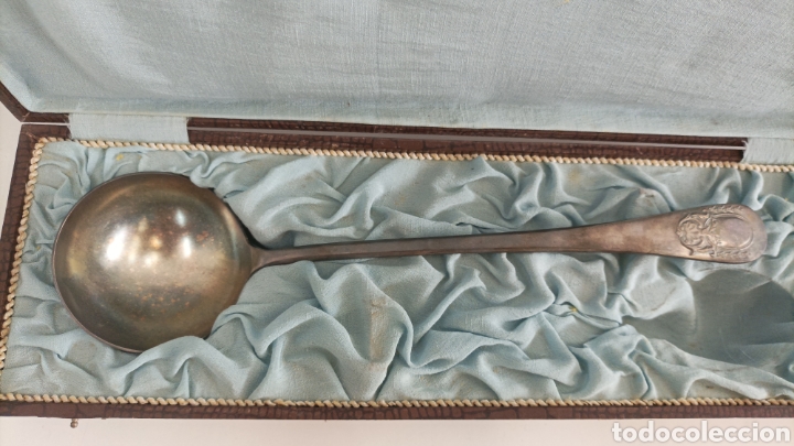 Antiques: Cucharon antiguo de Lat&oacute;n