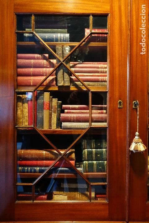 Antig&uuml;edades: Librer&iacute;a inglesa del s. XVIII - Foto 4