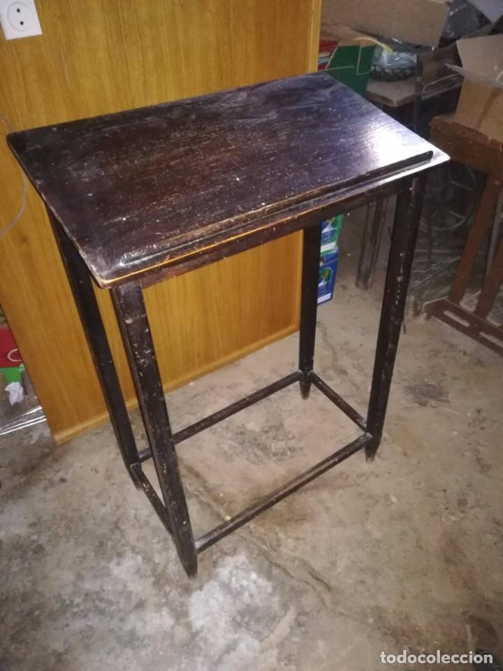 Antig&uuml;edades: pie atril madera fijo - Foto 2