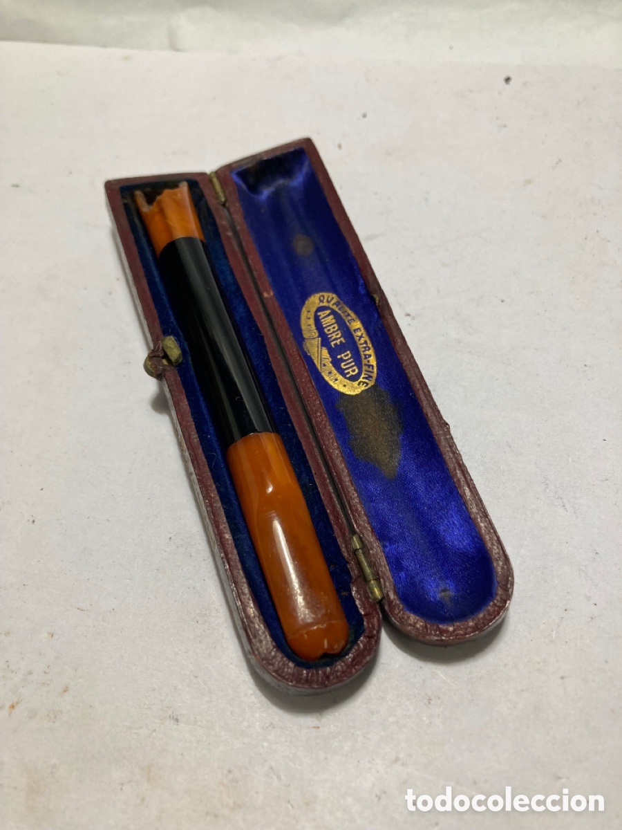 Antig&uuml;edades: Boquilla antigua con estuche antigua en de &Aacute;mbar con defecto /BX1