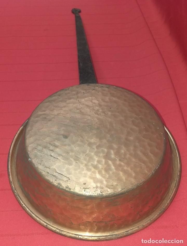 Antig&uuml;edades: ANTIGUA SART&Eacute;N DE COBRE MANGO DE HIERRO - Foto 8
