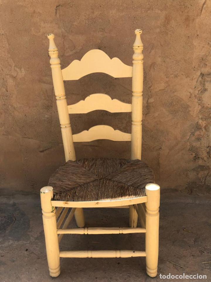 Antig&uuml;edades: SILLA ANTIGUA DE MADERA Y ENEA. - Foto 1
