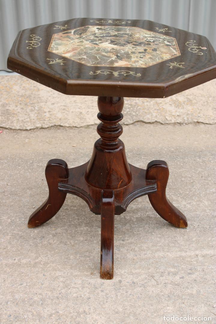 Antig&uuml;edades: top de mesa oct&aacute;gono en madera simil marmol - Foto 5