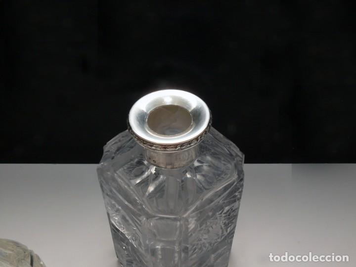 Antig&uuml;edades: Botella de licor de cristal de Bohemia - Foto 3