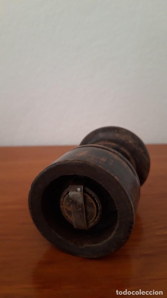 Antig&uuml;edades: Molinillo de pimienta - Foto 2