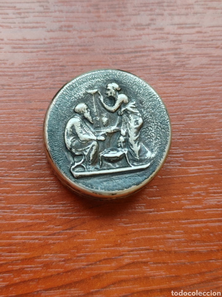 Antig&uuml;edades: Pastillero en plata. - Foto 1