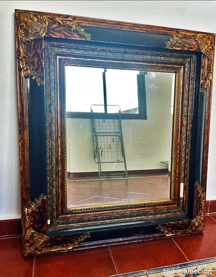 Antig&uuml;edades: ESPEJO BISELADO ESTILO ISABELINO, MARCO POLICROMADO. - Foto 2