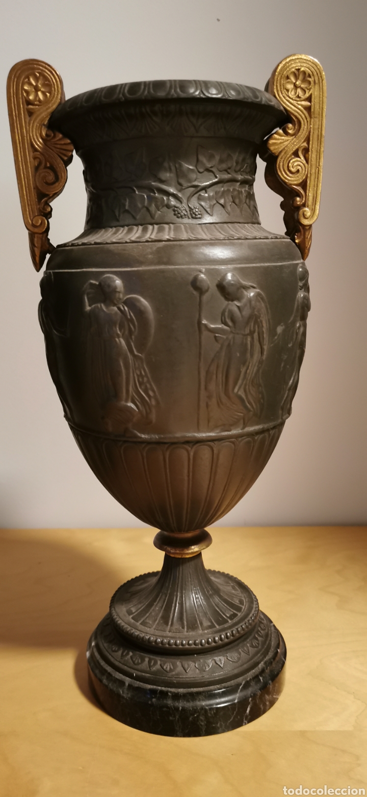 Antig&uuml;edades: jarrones de bronce (Urnas) siglo XIX estilo Imperio - Foto 2