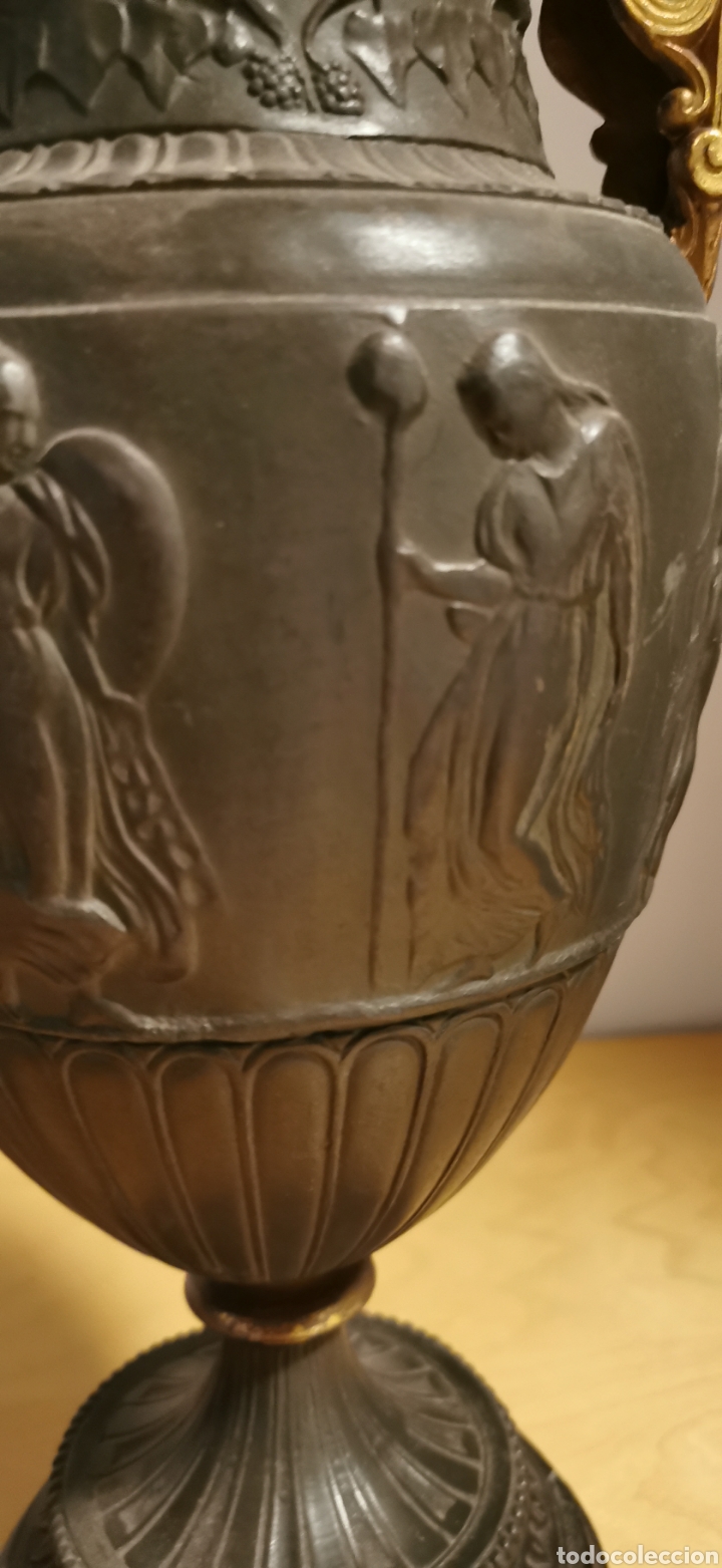 Antig&uuml;edades: jarrones de bronce (Urnas) siglo XIX estilo Imperio - Foto 5