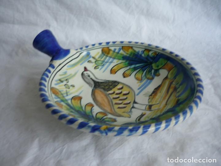 Antig&uuml;edades: Plato escudilla decoraci&oacute;n perdiz - Foto 3