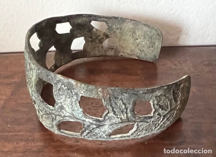 Antig&uuml;edades: Brazalete de plata - Foto 2