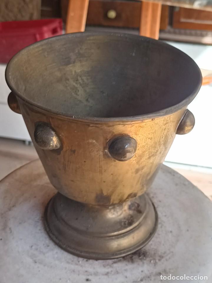 Antig&uuml;edades: Copa de metal - Foto 1