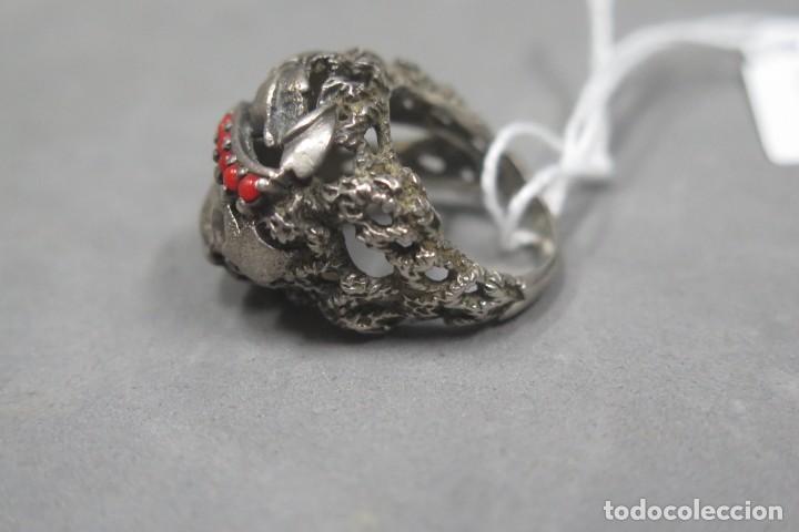 Antig&uuml;edades: ANILLO DE PLATA. HACIA 1960 - Foto 2