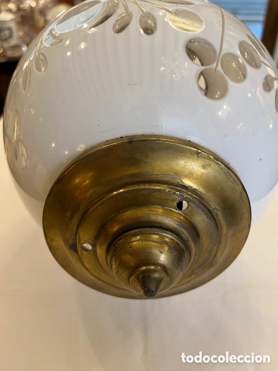 Antig&uuml;edades: Lampara farol bronce y Cristal opalina - Foto 3