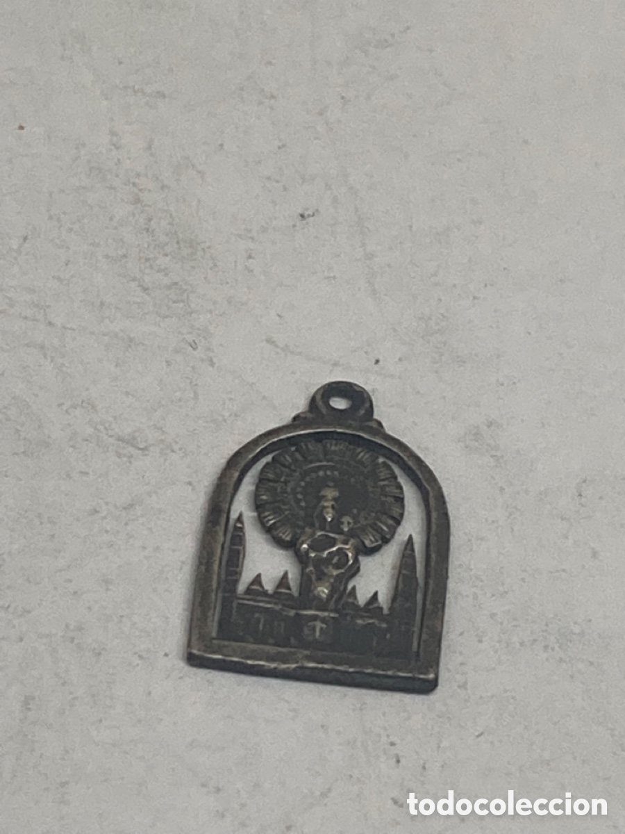 Antig&uuml;edades: Medalla de plata religiosa - Foto 1