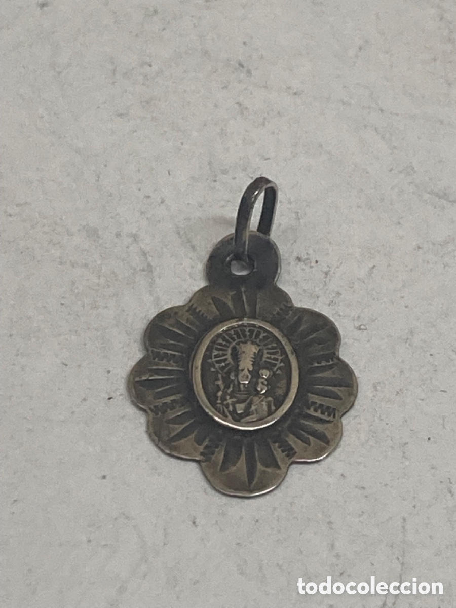 Antig&uuml;edades: Medalla de plata religioso - Foto 1
