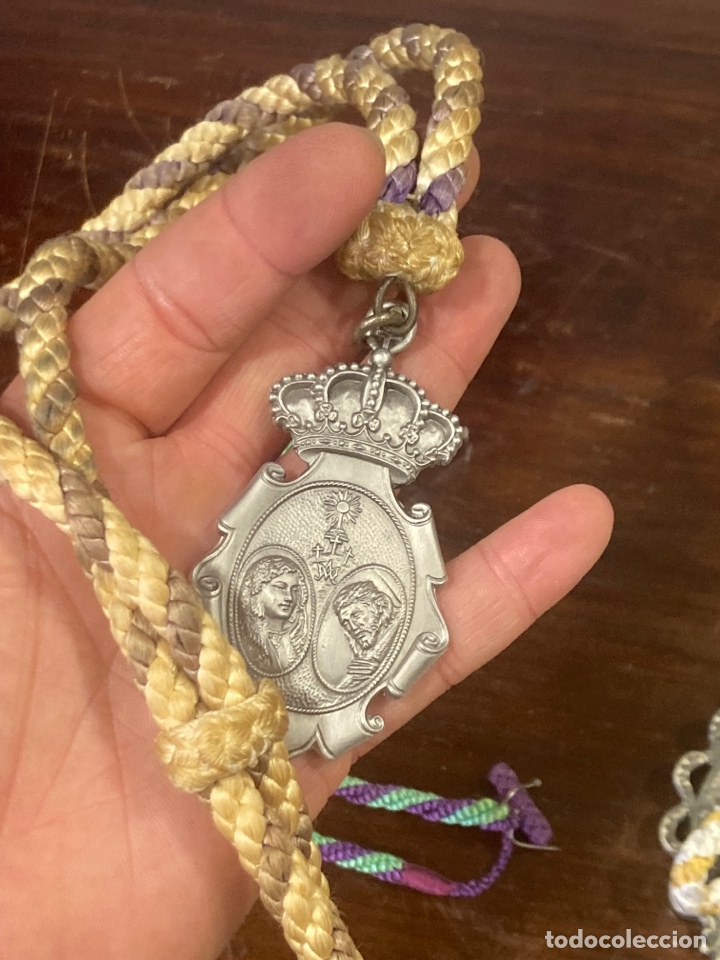 Antig&uuml;edades: Medalla de cofrad&iacute;a - Foto 1