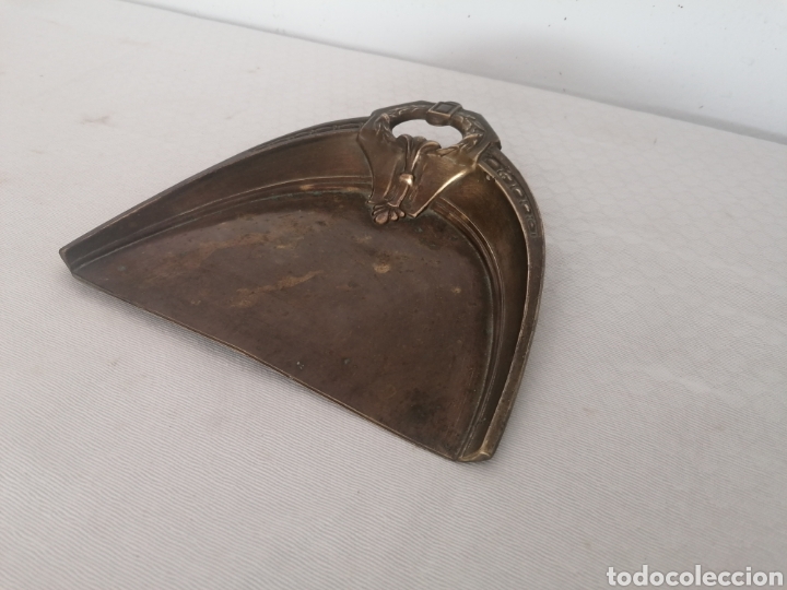 Antig&uuml;edades: Recogemigas de mesa antiguo - Foto 1