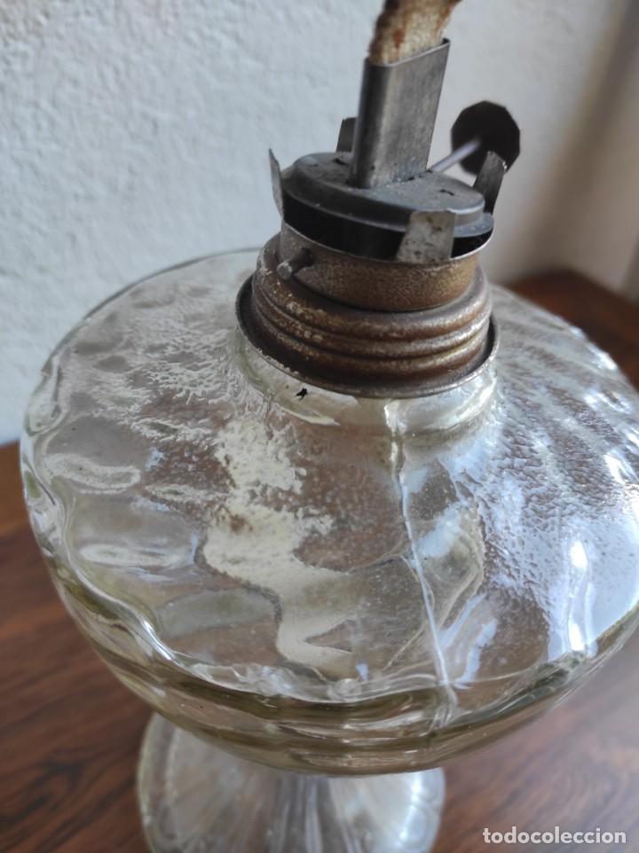 Antig&uuml;edades: Quinqu&eacute; de cristal sin tulipa - Foto 3