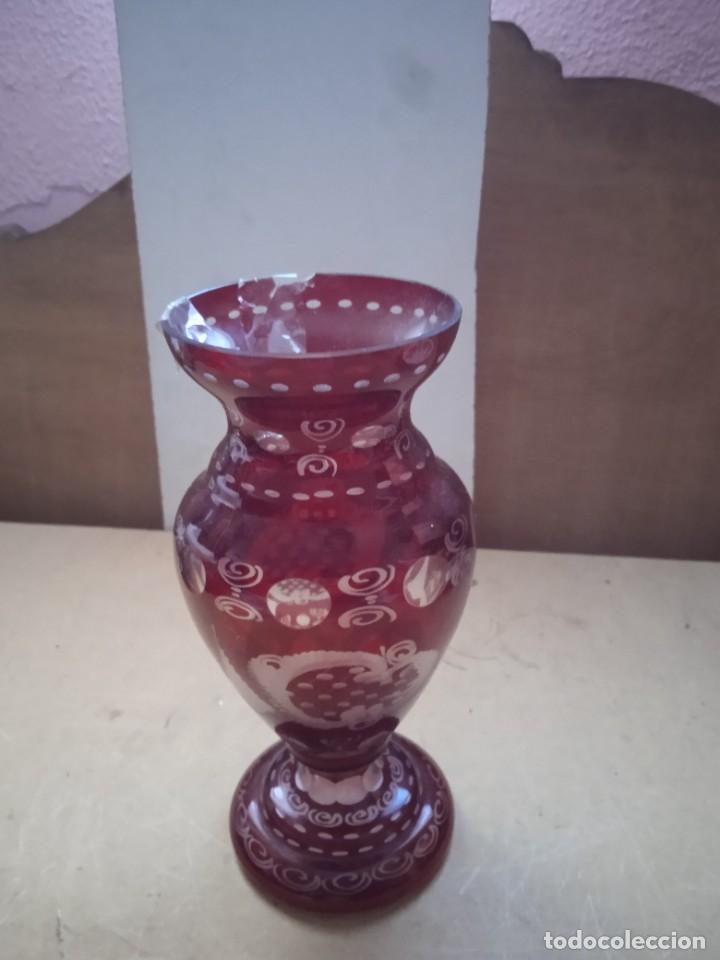 Antig&uuml;edades: Florero bohemia - Foto 1