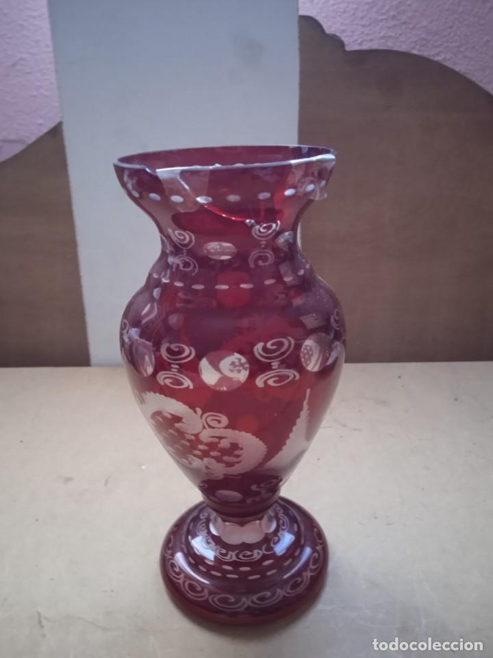 Antig&uuml;edades: Florero bohemia - Foto 2