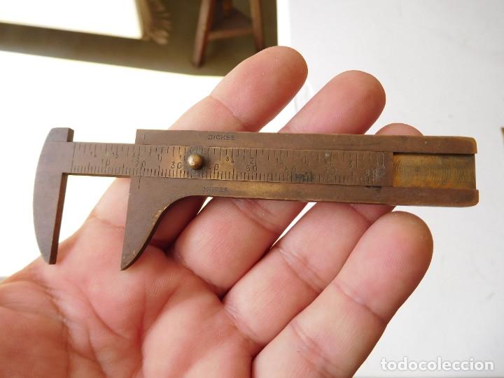Antig&uuml;edades: Pie de rey antiguo de bronce metros e inches - Foto 3