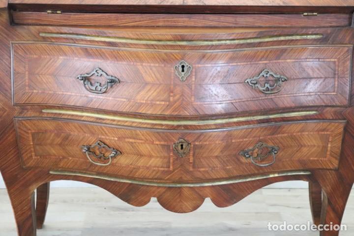 Antig&uuml;edades: C&oacute;moda con escritorio - Foto 6