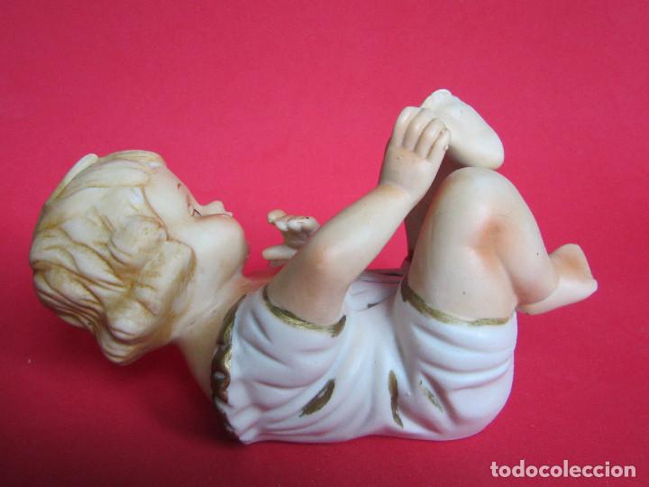 Antig&uuml;edades: BEBE PIANO DE PORCELANA BISCUIT - Foto 2
