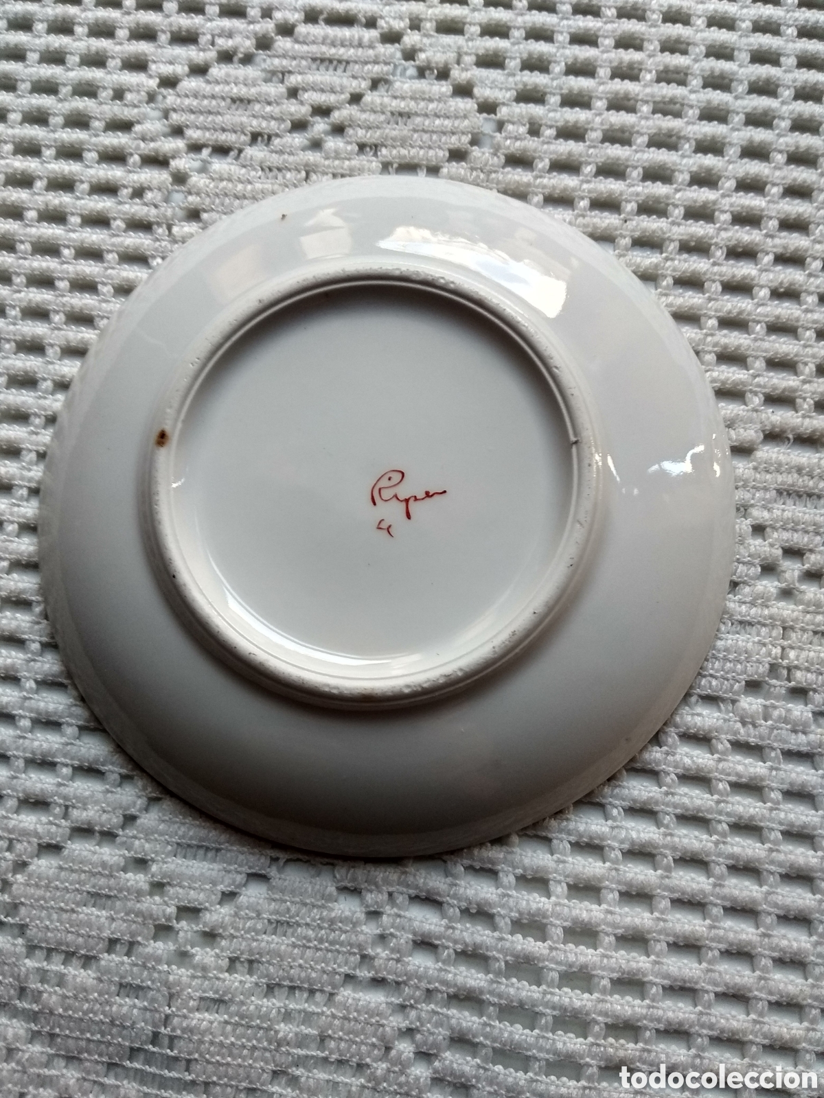 Antig&uuml;edades: PLATO DE CAF&Eacute; . CON FLOR Y LUNARES - Foto 2