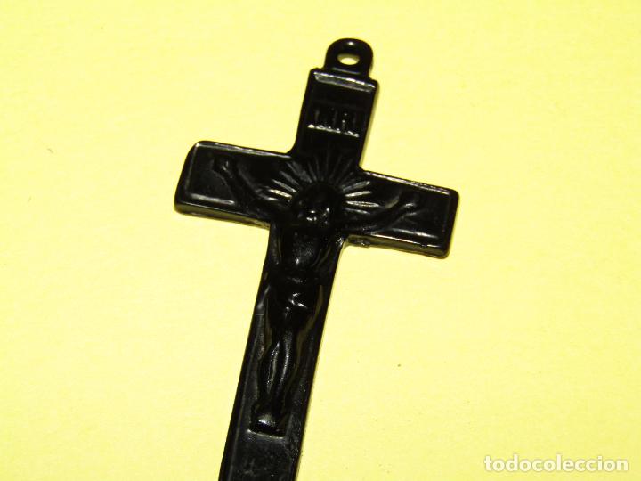 Antig&uuml;edades: Antiguo Crucifijo de Celuloide o Material Derivado - Foto 4
