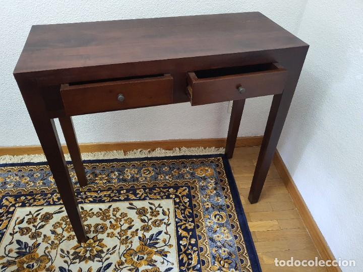 Antig&uuml;edades: CONSOLA 2 CAJONES MADERA TEKA - Foto 2