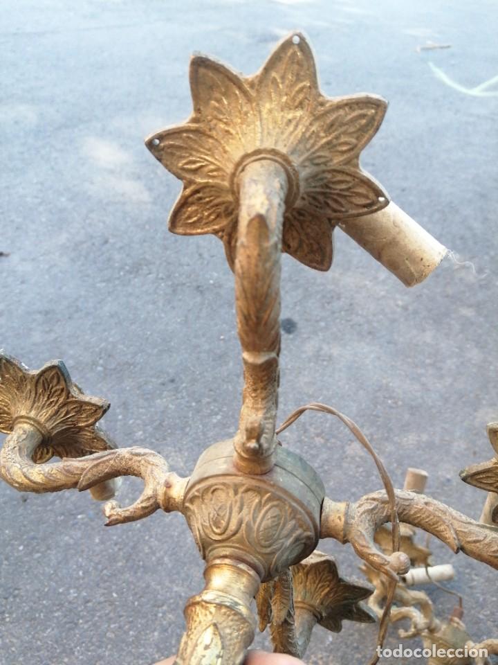 Antig&uuml;edades: 2 candelabros l&aacute;mparas de bronce pedestal - Foto 3