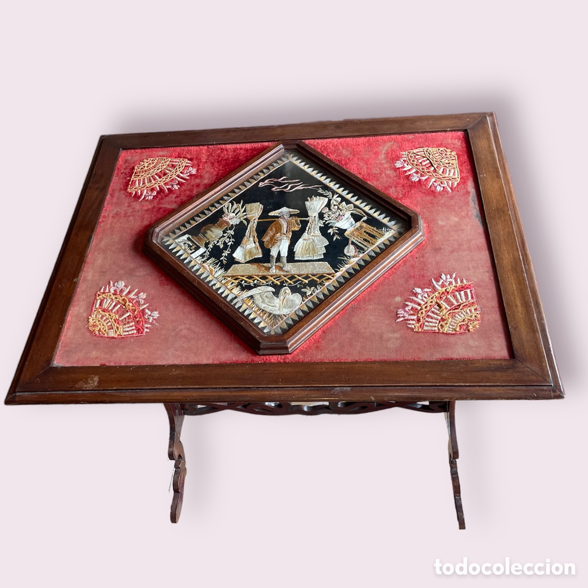 Antig&uuml;edades: Mesa modernista de caoba ff. S. XIX - Foto 3