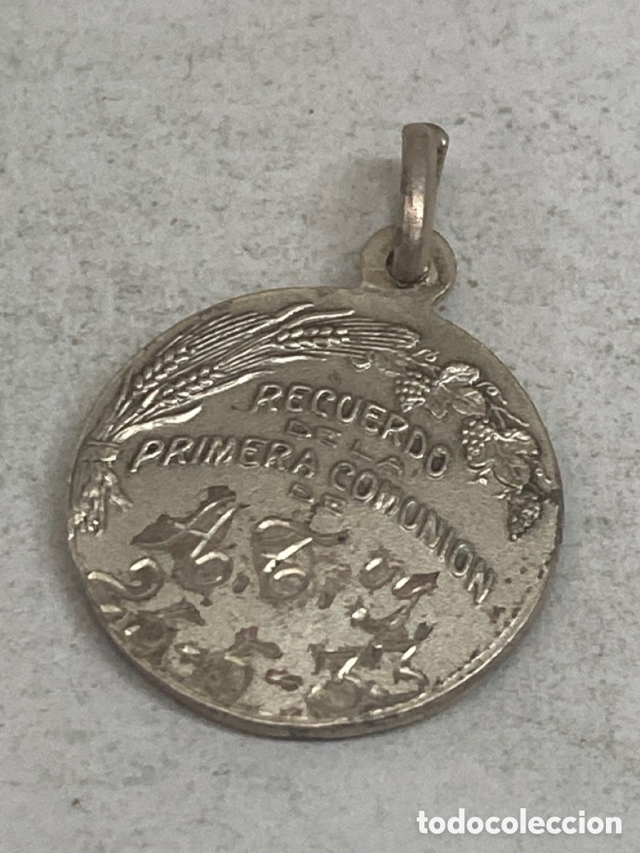 Antig&uuml;edades: Medalla de plata religiosa - Foto 2