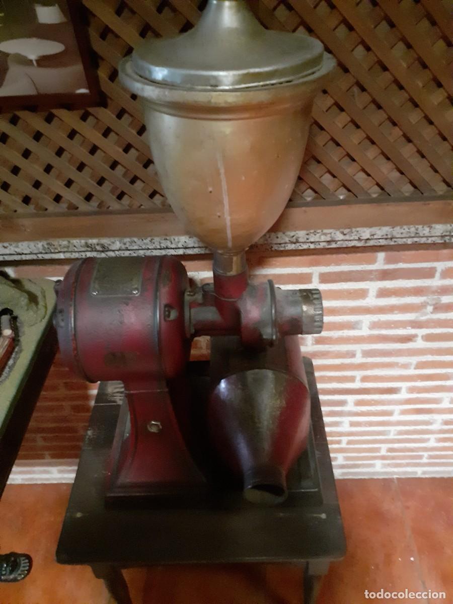 Antig&uuml;edades: molino de caf&eacute; - Foto 1