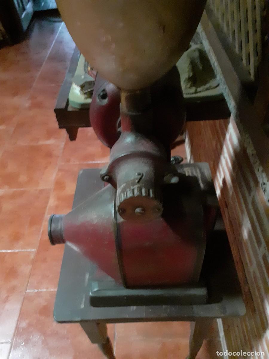Antig&uuml;edades: molino de caf&eacute; - Foto 2