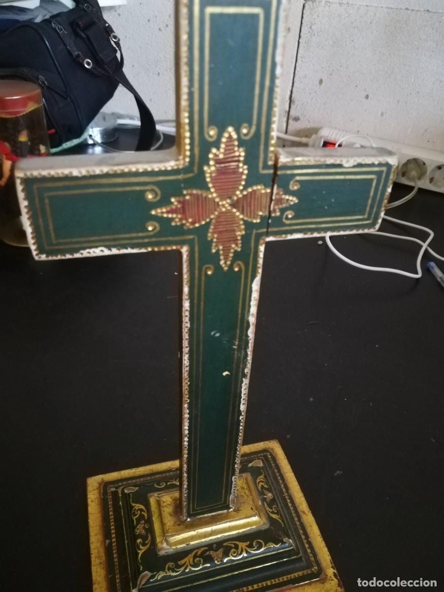Antig&uuml;edades: CRUZ SOBRE MESA MADERA / POL2 - Foto 3