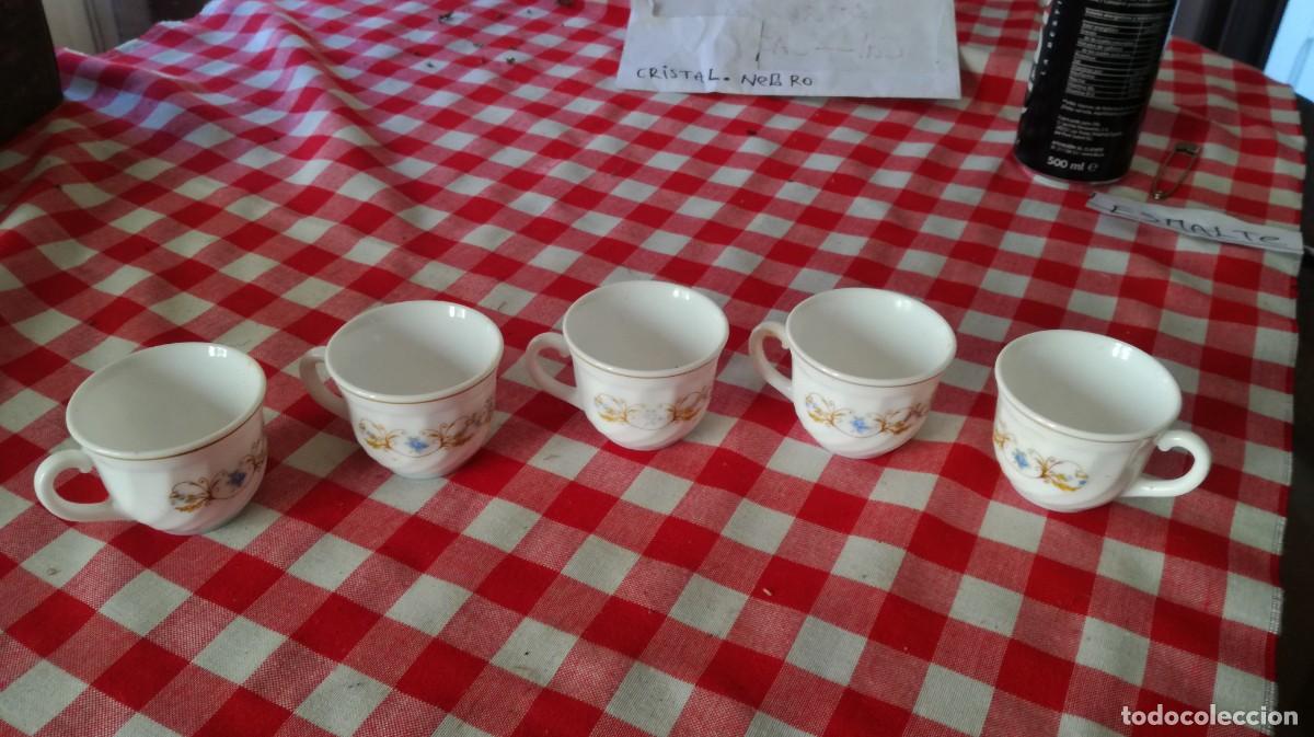 Antig&uuml;edades: 5 TAZAS CERAMICA / CAL403 - Foto 1