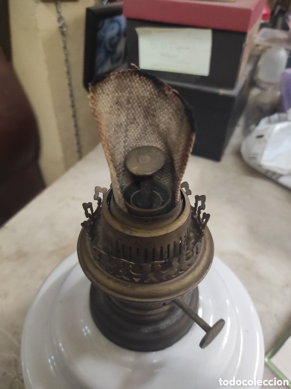 Antig&uuml;edades: Antiguo Quinqu&eacute; de L&aacute;mpara Perfect K - Opalina - - Foto 6