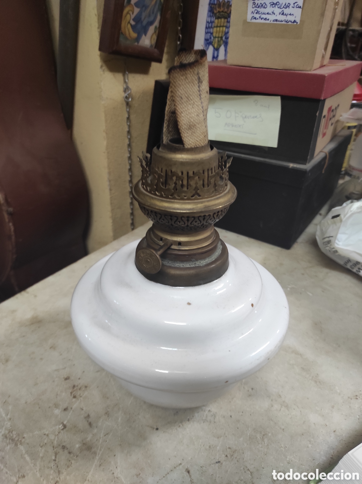 Antig&uuml;edades: Antiguo Quinqu&eacute; de L&aacute;mpara Perfect K - Opalina - - Foto 1