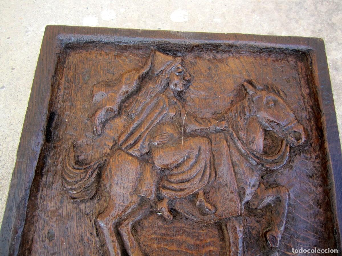 Antig&uuml;edades: Talla en madera de dama montando a caballo - Foto 2