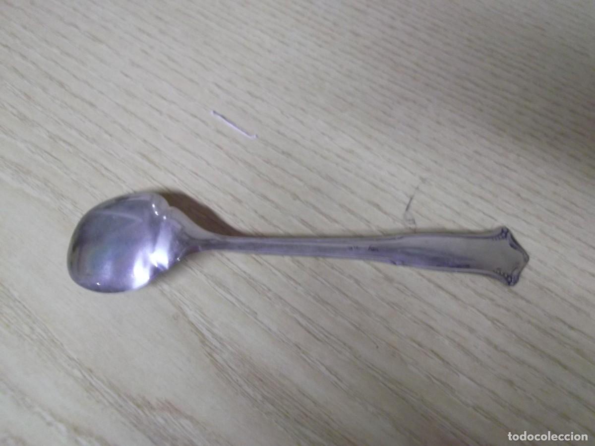 Antig&uuml;edades: Cucharita de postre de Farco - Foto 2